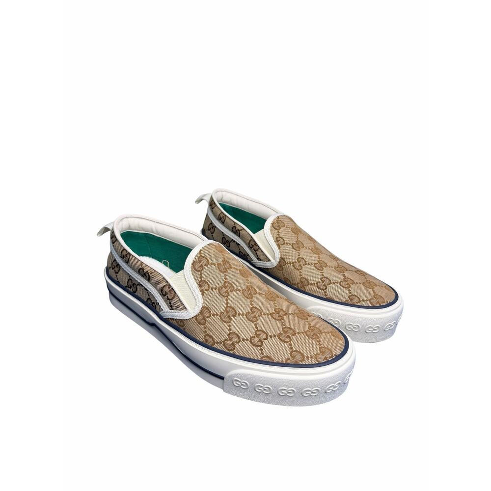 Gucci NIB 1977 Tennis Slip-On Sneaker in Beige Coated Canvas Monogram Size
39.5 - Picture 7 of 11